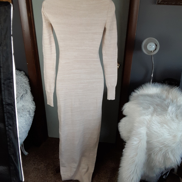 Victoria's Secret Women's Long Sleee Maxi Sweater - Picture 4 of 4